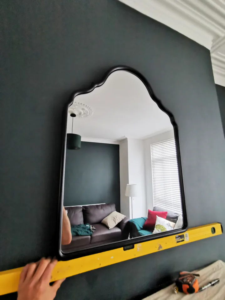 Mirror installation 1 Enlarged