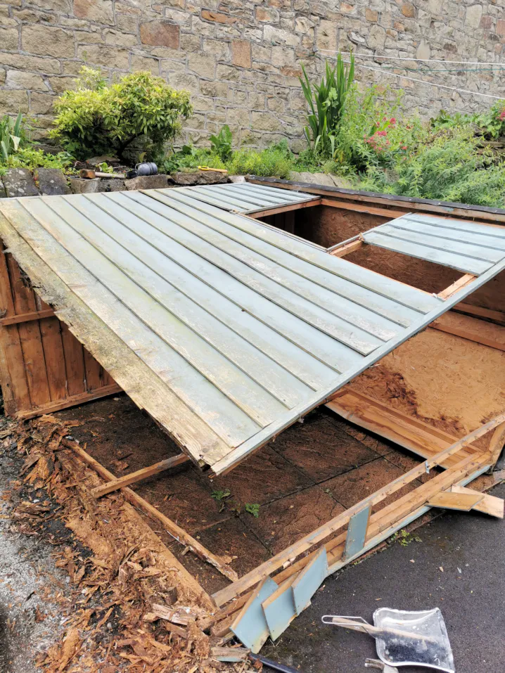 Shed erected 3 Enlarged