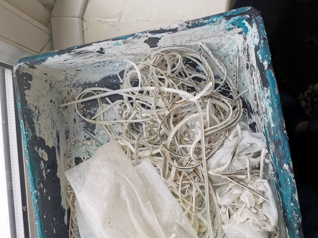 Replacing Sealant 3 Enlarged